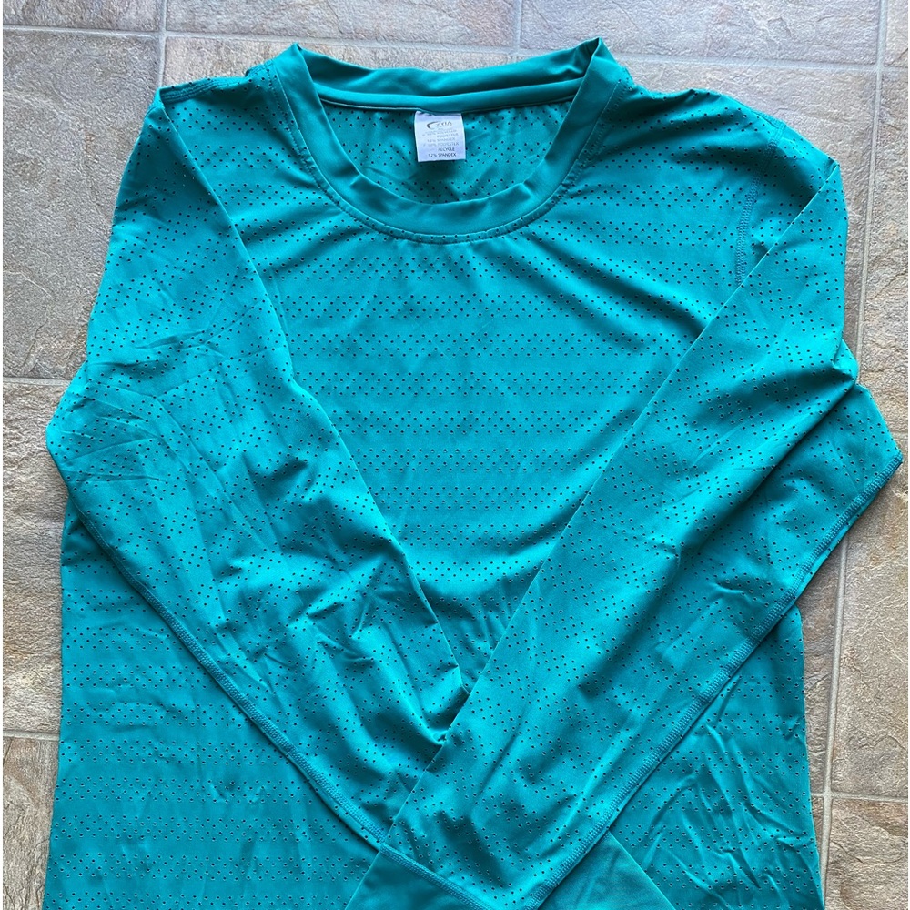 Zyia Chill Long sleeve T shirt